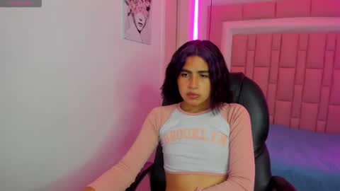 samanthha18 online show from February 3, 3:59 am