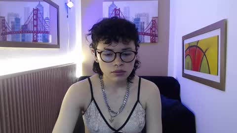 Snapshot of samantta_ink chatting on March 5, 3:41 pm Samantta online show from March 5, 3:41 pm