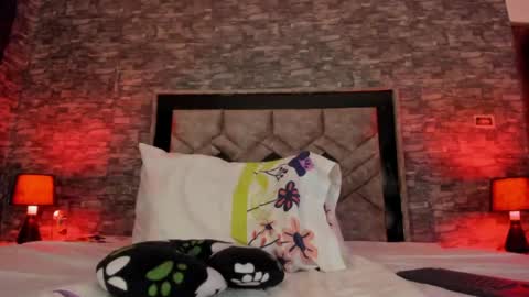 samanttamilf online show from July 2, 3:23 am