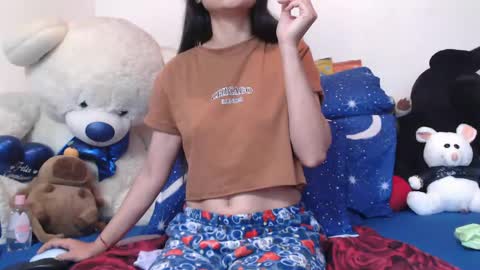 Snapshot of samara429147 chatting on June 9, 11:33 am samara online show from June 9, 11:33 am