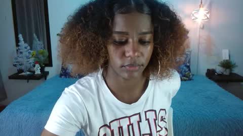 samara_roxx online show from November 17, 2:39 am