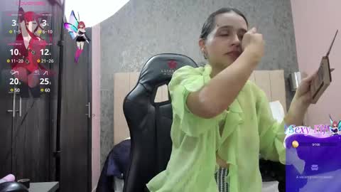 Sara  online show from December 30, 11:48 am