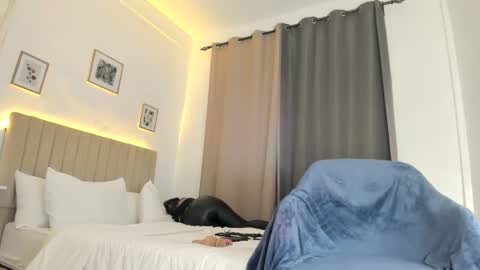 Snapshot of samarlayali chatting on March 7, 2:46 am Samar Layali online show from March 7, 2:46 am