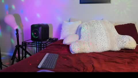 Yaya online show from January 10, 1:42 am