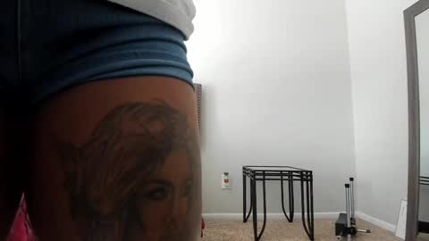 Snapshot of samatha1998 chatting on September 29, 6:46 pm Yaya online show from September 29, 6:46 pm