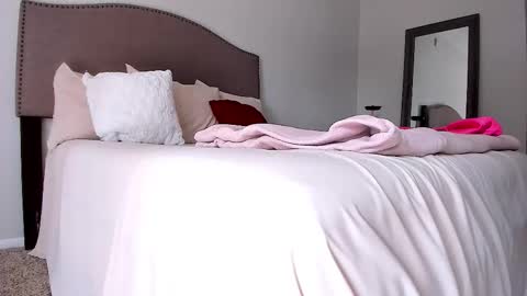 Snapshot of samatha1998 chatting on October 17, 5:48 pm Yaya online show from October 17, 5:48 pm