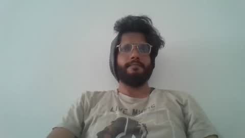 Snapshot of sameerator22960 chatting on February 11, 7:19 pm sameerator22960 online show from February 11, 7:19 pm