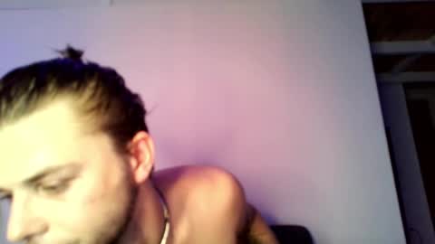 Snapshot of samgorgeous chatting on April 12, 11:37 am Fansly - Top4fans online show from April 12, 11:37 am