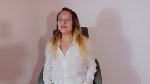 Snapshot of sami_1_8 chatting on April 27, 4:16 pm Samy online show from April 27, 4:16 pm