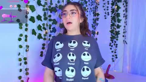 Snapshot of samii_evans chatting on December 20, 1:56 am samii evans online show from December 20, 1:56 am