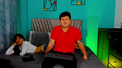 Snapshot of samii_samuhot chatting on June 6, 12:10 pm samii_samuhot online show from June 6, 12:10 pm