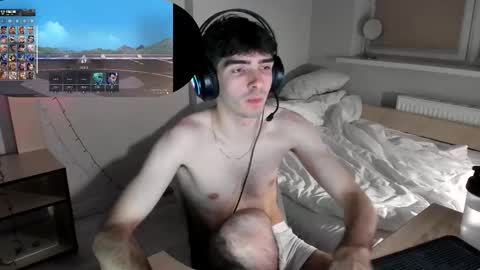 Snapshot of samiliken chatting on February 17, 4:46 pm Sam online show from February 17, 4:46 pm