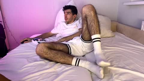 Snapshot of samiliken chatting on April 3, 4:27 pm Sam online show from April 3, 4:27 pm