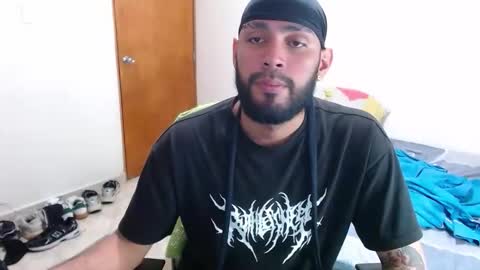 samir_music_ online show from October 27, 7:07 pm