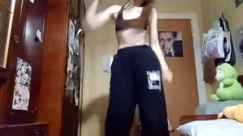 Mira online show from October 16, 3:57 pm