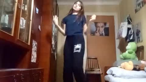 Mira online show from October 24, 3:52 pm