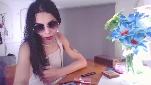 Snapshot of samisami132850 chatting on November 2, 4:26 am KatyDoll online show from November 2, 4:26 am