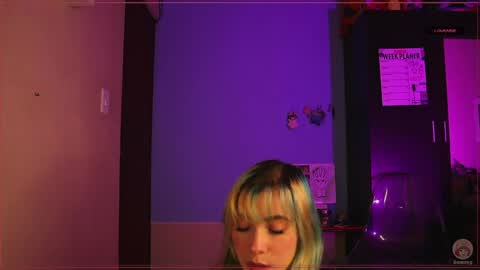 Snapshot of sammy__8 chatting on May 12, 3:03 am Sammy online show from May 12, 3:03 am