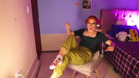 Snapshot of sammy__8 chatting on August 2, 1:04 am Sammy online show from August 2, 1:04 am