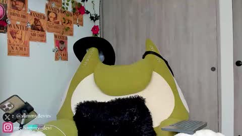 sammy devinne online show from October 20, 8:09 pm