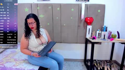  Sammy  online show from January 29, 1:48 am