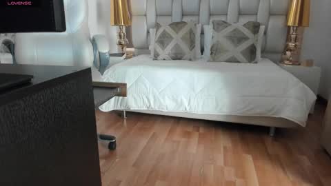 Sammy online show from November 6, 5:14 pm