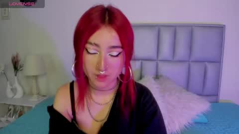 Snapshot of sammy_roseee chatting on May 16, 5:23 pm Sammy Rose online show from May 16, 5:23 pm