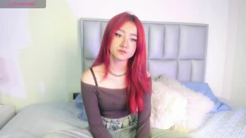 Snapshot of sammy_roseee chatting on May 24, 8:25 pm Sammy Rose online show from May 24, 8:25 pm