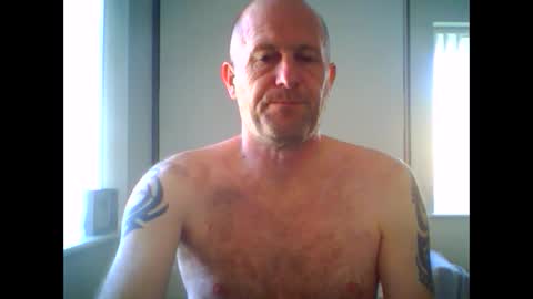 Snapshot of sammyb1821 chatting on March 3, 9:00 am sammyb1821 online show from March 3, 9:00 am