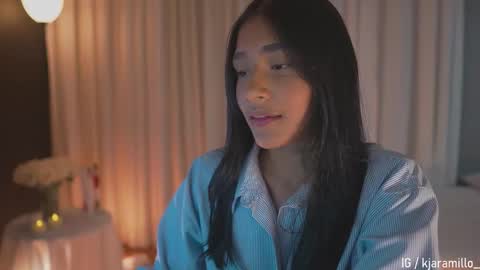 Sam online show from November 17, 10:15 pm