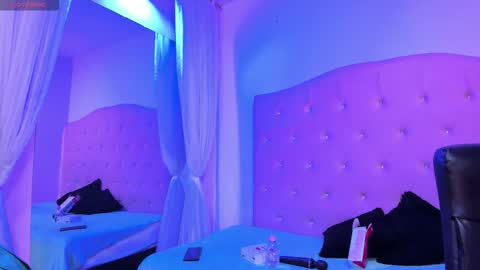 Snapshot of sammyrhoades chatting on November 29, 8:34 pm sammyrhoades online show from November 29, 8:34 pm