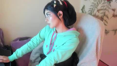 Snapshot of sammysammy_ chatting on November 2, 2:47 am online show from November 2, 2:47 am