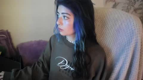 Snapshot of sammysammy_ chatting on December 14, 10:03 pm online show from December 14, 10:03 pm