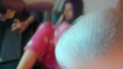   online show from August 7, 4:36 am
