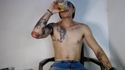 sammy model independiente online show from June 13, 12:41 am