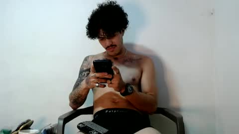 Snapshot of sammytop22 chatting on June 16, 12:19 pm sammy model independiente online show from June 16, 12:19 pm