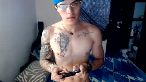 Snapshot of sammytop22 chatting on June 24, 1:21 pm sammy model independiente online show from June 24, 1:21 pm