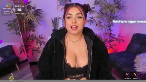 Snapshot of sammyy_owens_ chatting on March 27, 8:26 am Sammy online show from March 27, 8:26 am