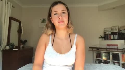 Snapshot of sammyygirlxx chatting on April 14, 11:00 pm Sammy online show from April 14, 11:00 pm