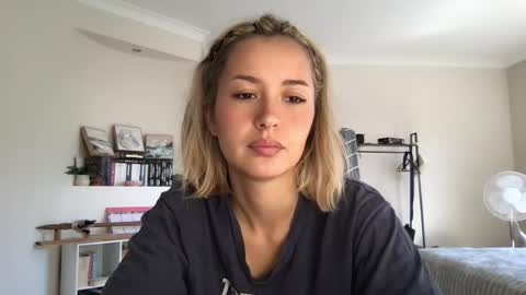 Sammy online show from May 8, 12:05 am