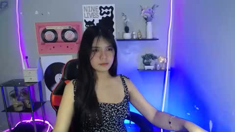 Snapshot of sampaguita_pinayxx chatting on May 3, 12:33 pm SOFIA online show from May 3, 12:33 pm