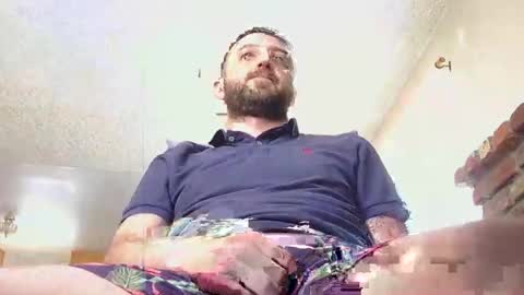 Snapshot of samthebully chatting on March 21, 9:18 pm SamTheBully online show from March 21, 9:18 pm