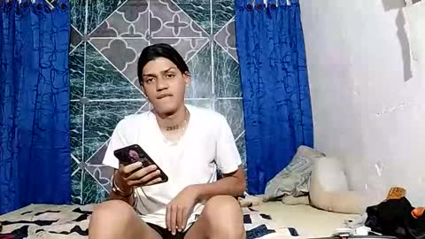 Snapshot of samuel_sincee chatting on September 25, 9:02 am Samuel Sincee online show from September 25, 9:02 am