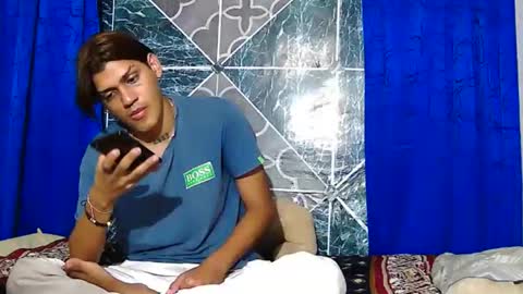 Snapshot of samuel_sincee chatting on October 24, 4:53 am Samuel Sincee online show from October 24, 4:53 am