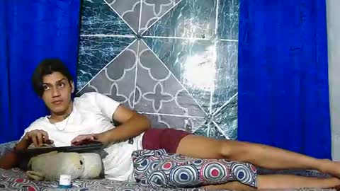 Snapshot of samuel_sincee chatting on November 27, 6:04 am Samuel Sincee online show from November 27, 6:04 am