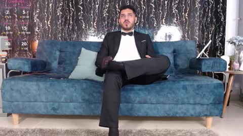  Samuel Coopper  online show from November 14, 9:46 pm