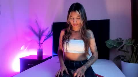 Snapshot of samvegaa chatting on March 29, 1:05 am Sam Vega online show from March 29, 1:05 am