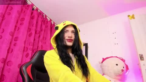 Snapshot of samy_foox chatting on January 11, 5:01 am samy foox online show from January 11, 5:01 am