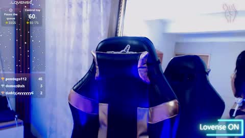 Laura mejia online show from July 16, 7:42 pm