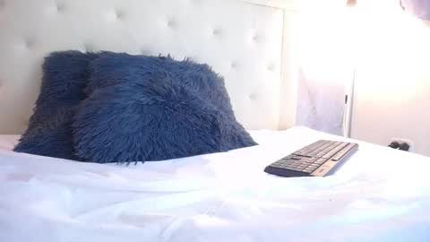 Snapshot of samy_moore14 chatting on November 20, 2:39 pm S A M A N T H A online show from November 20, 2:39 pm